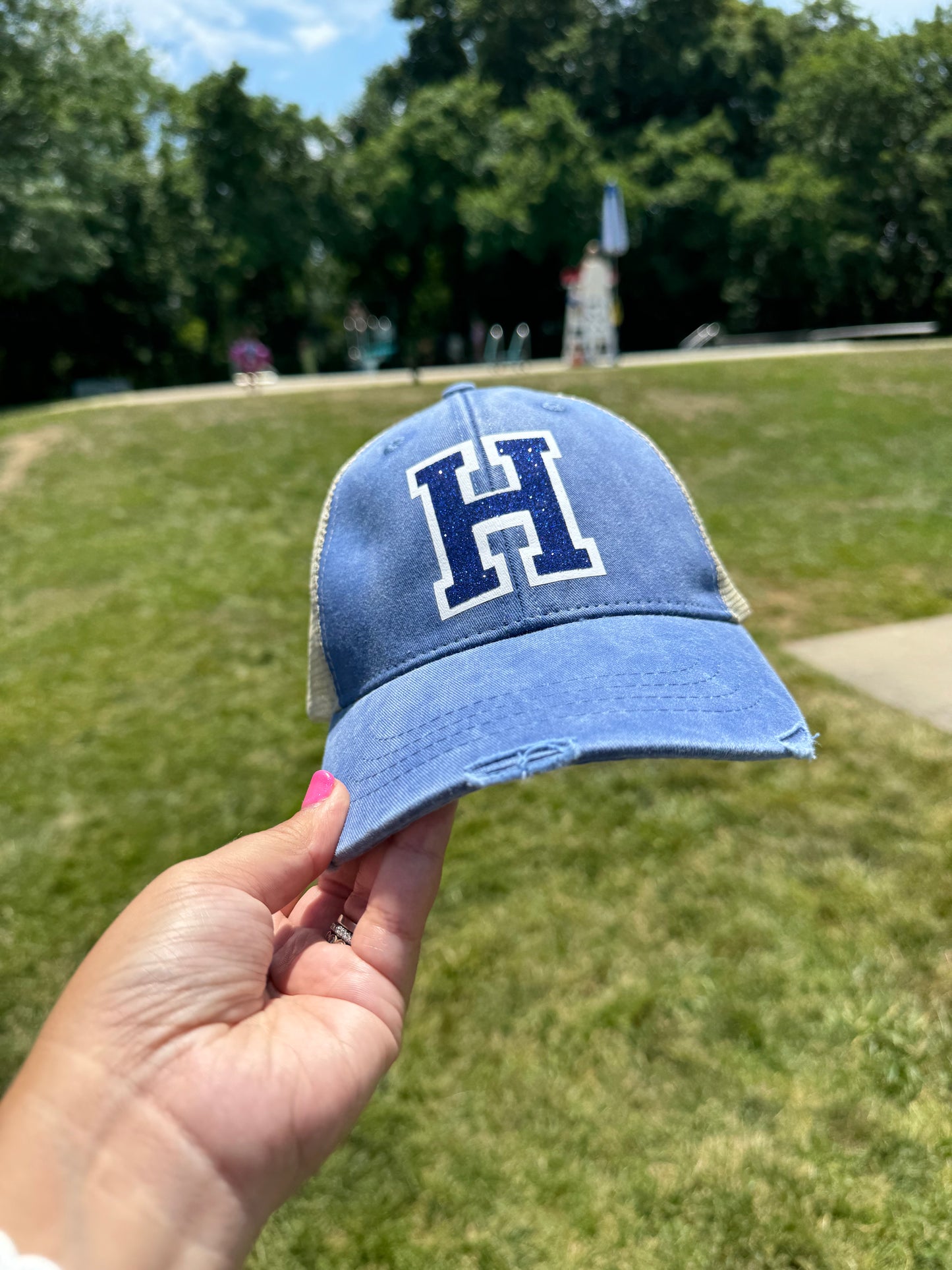 Holmdel Glitter H Trucker Hat